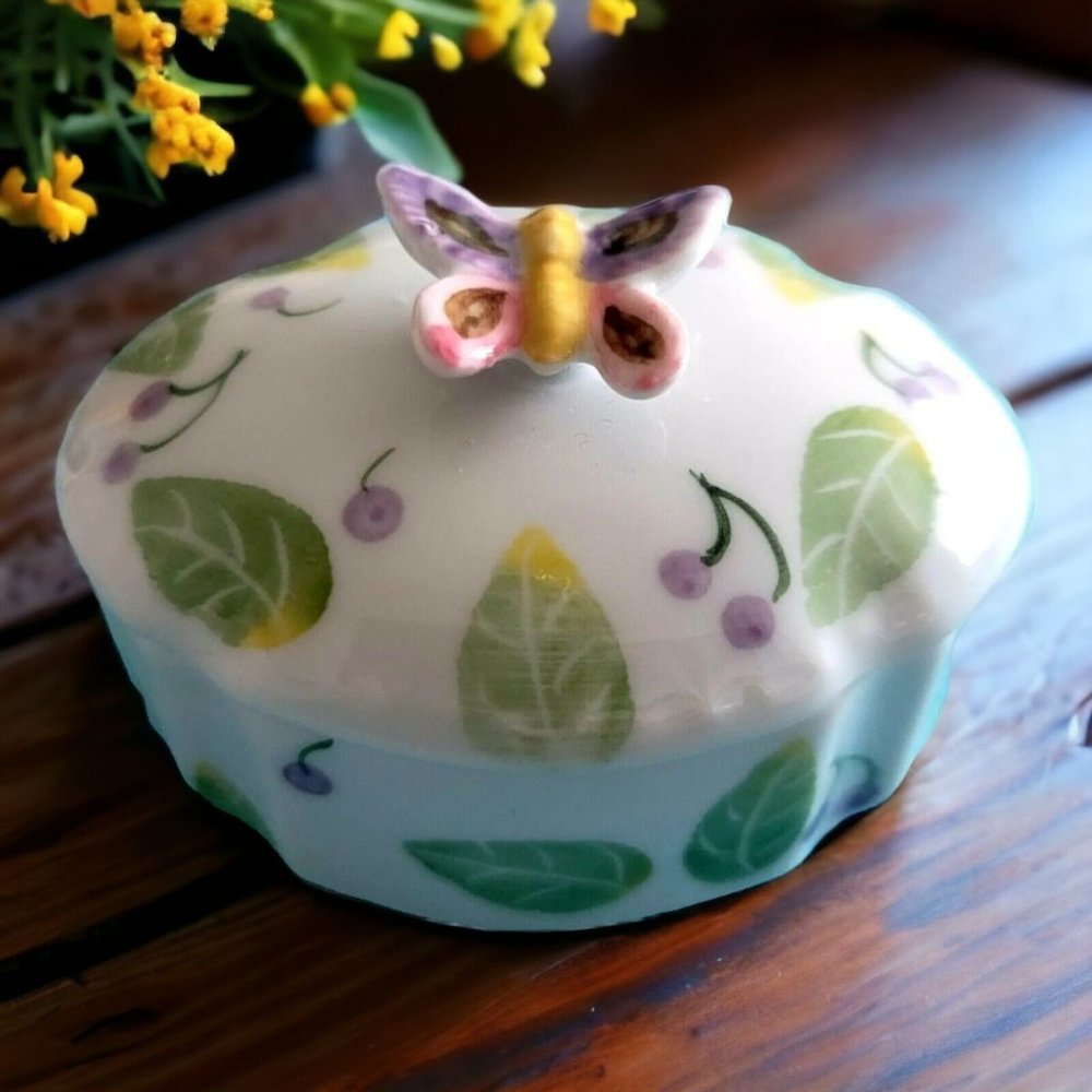 Vintage Andrea By Sadek Porcelain Oval Trinket Box Butterfly Lid Botanical.